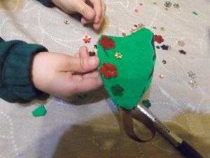 decorar arbol de navidad con lentejuelas