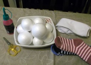 materiales muñeco nieve calcetin