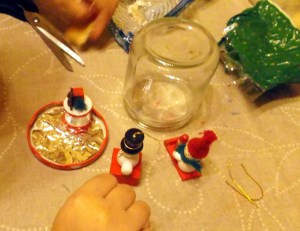 BOLA DE NAVIDAD CON BOTE DE CONSERVA 1