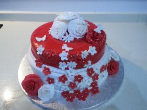 Tarta de rosas y perlas de azucar 1