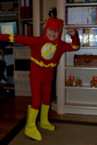 COMO HACER DISFRAZ DE FLASH PARA NIÑO