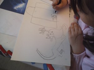 GATOS MIRANDO LA LUNA EN PASTEL POR NIÑA DE 6 AÑOS 1