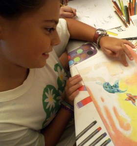 HADA CON MARIPOSAS A EN ACRILICO Y PASTEL 1 - SOFIA P. 10 AÑOS