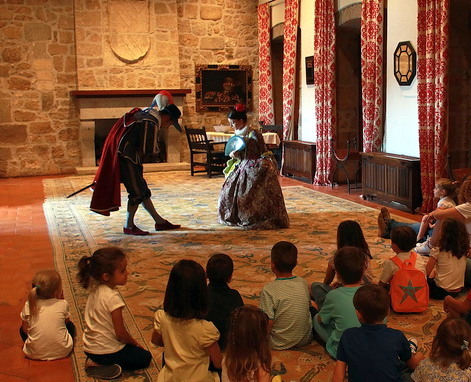 Planes con niños visita teatralizada castillo manzanares del real en madrid