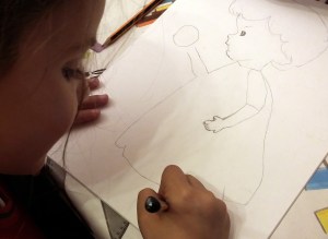 ÁNGEL DE NAVIDAD PINTADO CON PASTELES – ALEJANDRA, 7 AÑOS